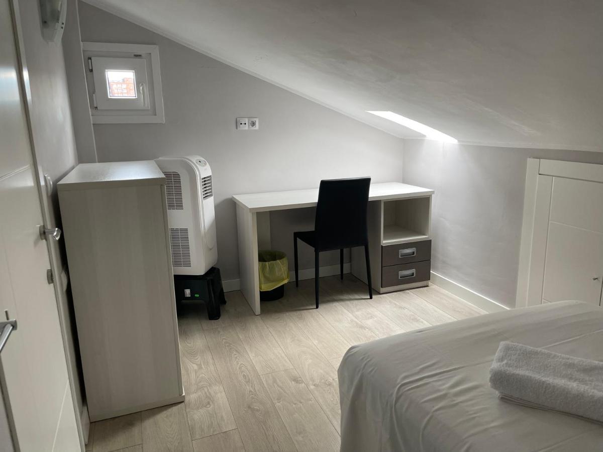 La Rosa Azul Rooms Ponferrada Exterior foto
